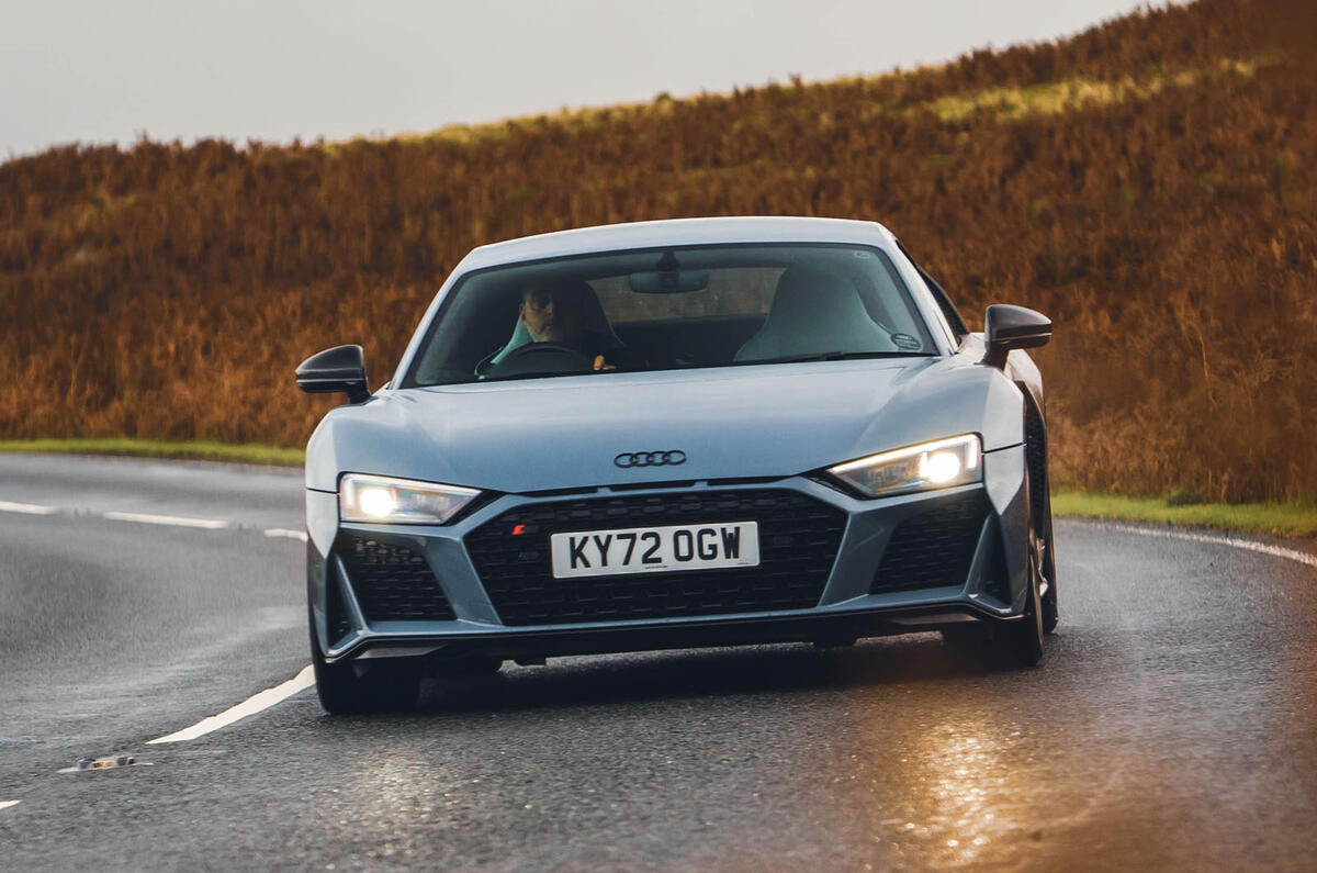 Audi R8 V10 Performance RWD Edition front cornering 2