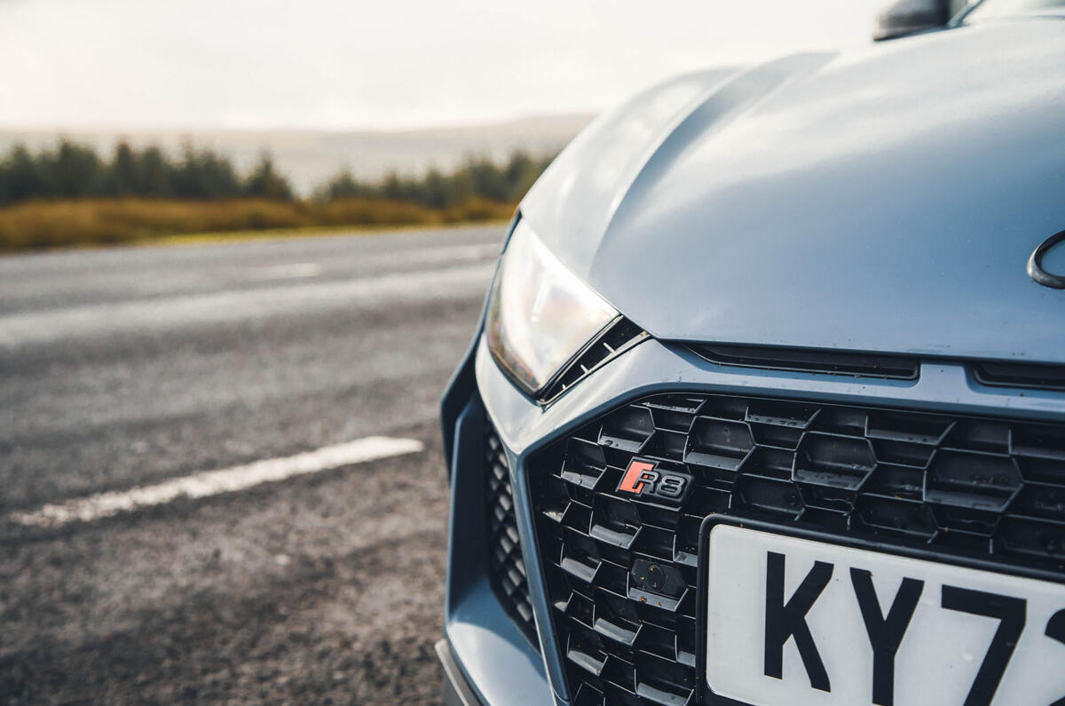 Audi R8 V10 Performance RWD Edition front detail