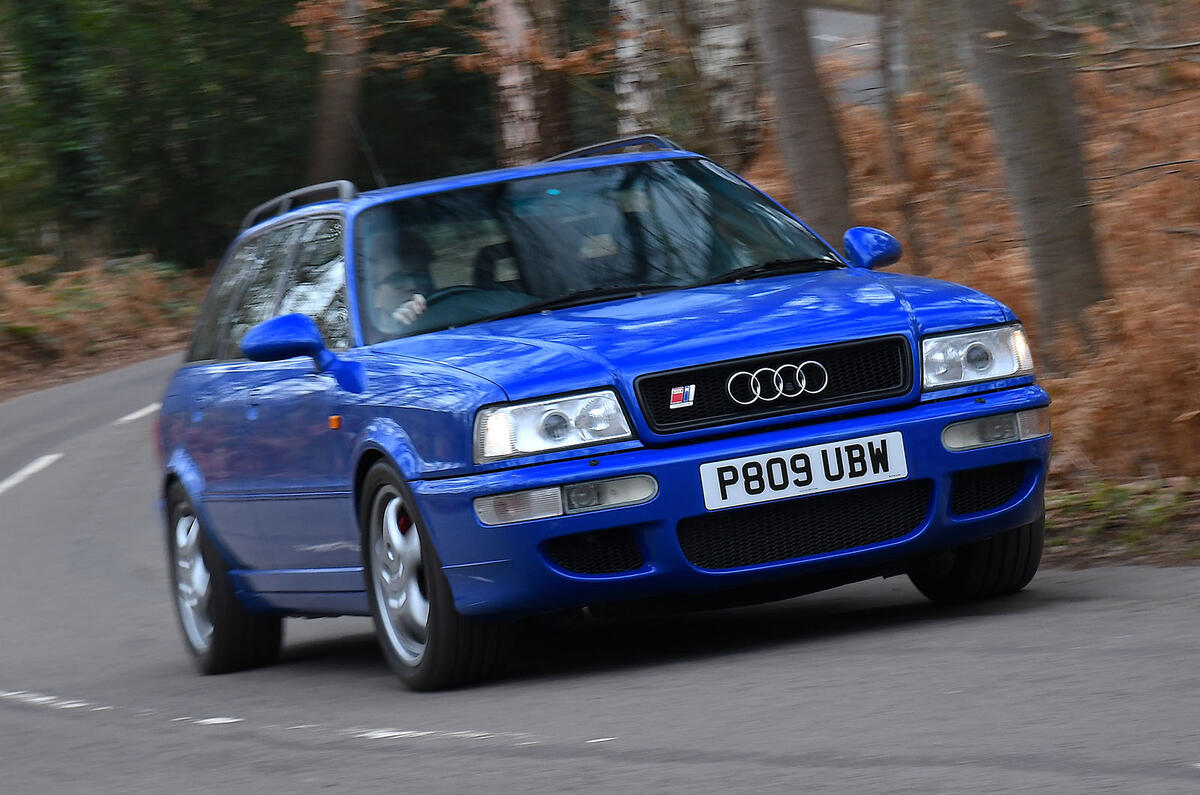 Audi RS2 front three quarter lead