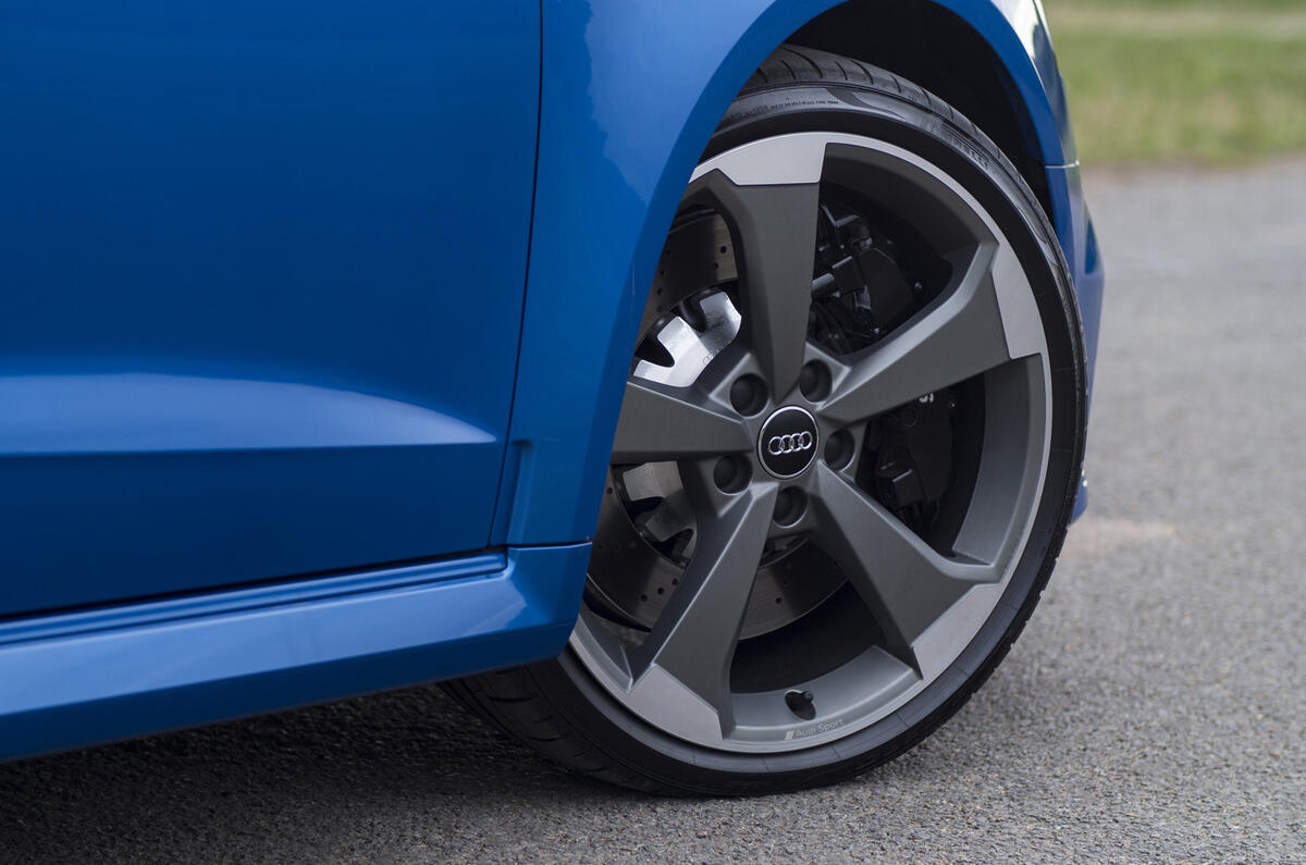 Audi Rs3 Sportback Uk 2017 Review Autocar