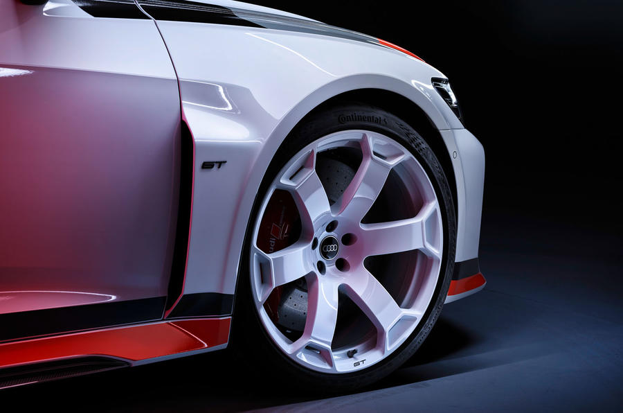 руль Audi RS6 GT