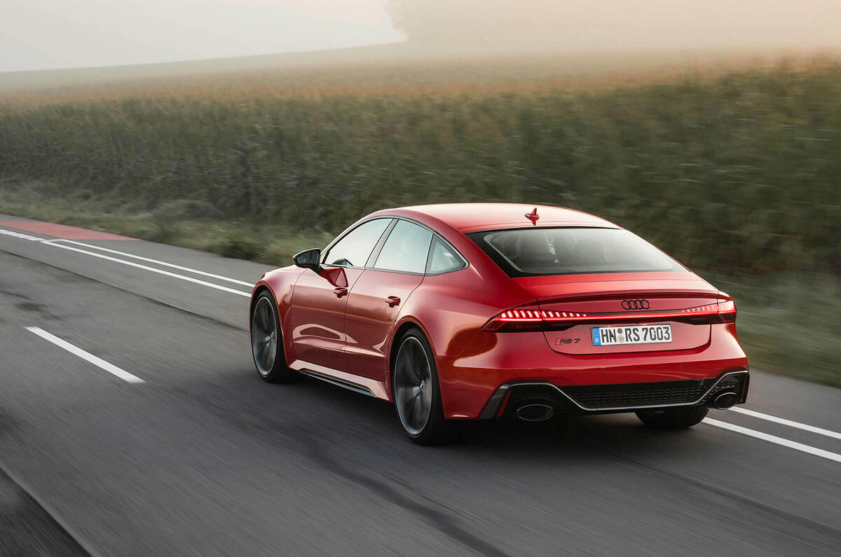 Audi rs7 sportback характеристики Audi rs7 sportback характеристики