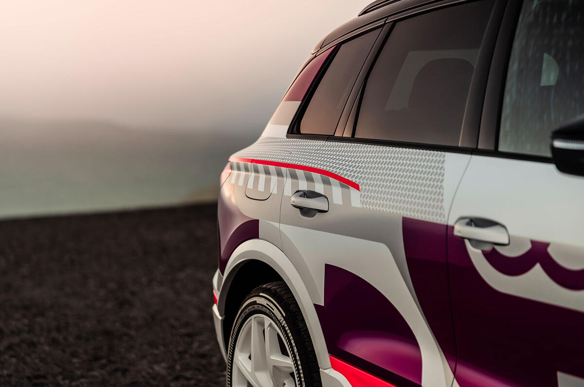 audi sq6 e tron prototype review 2023 21