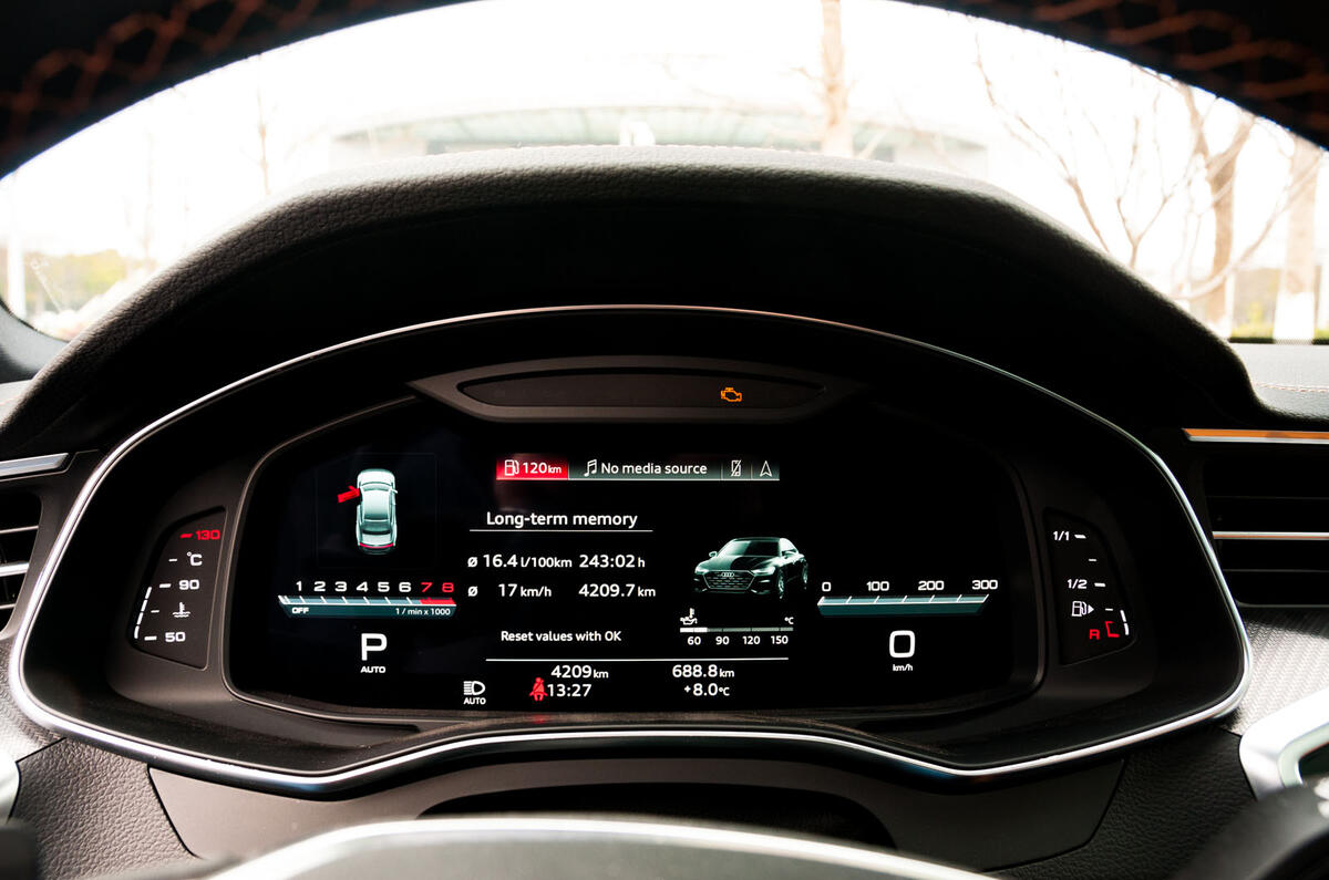 Tableau de bord de l'Audi A7L