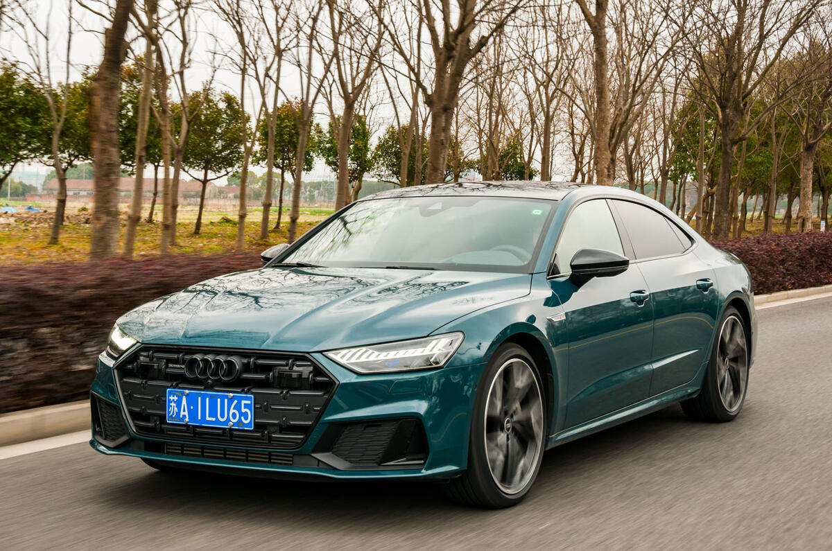 Audi A7L côté conduite avant