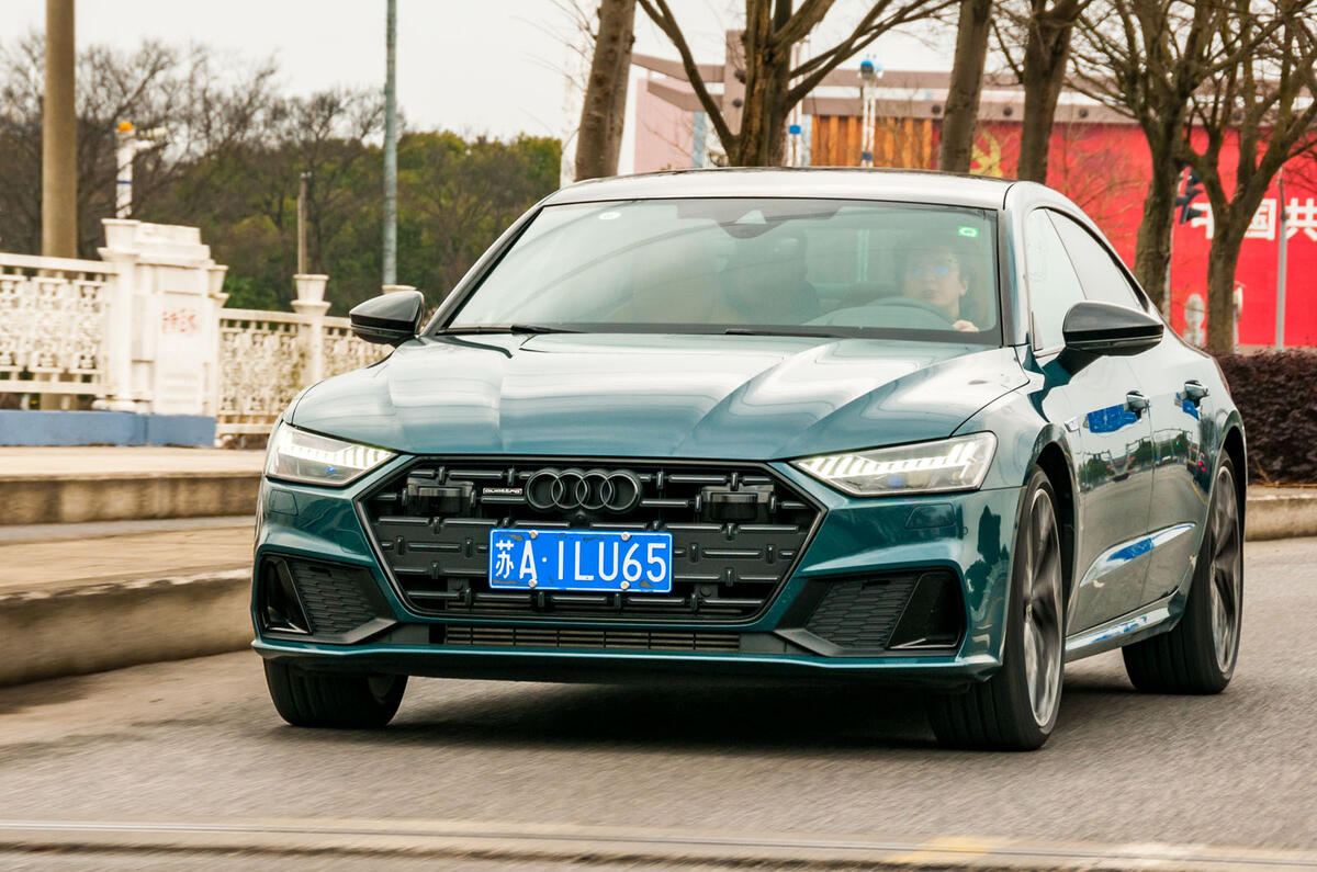Audi A7L conduite avant