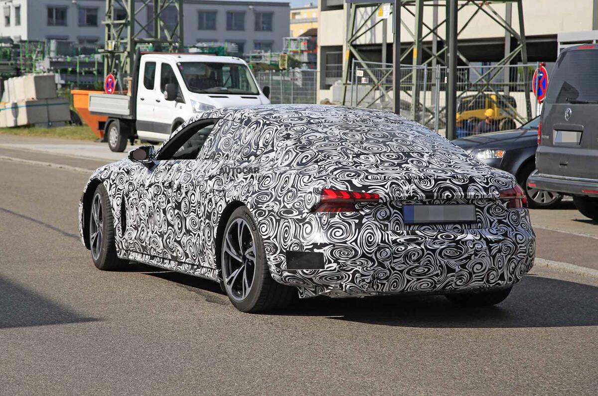 New Audi E Tron Gt Porsche Taycan Sibling Seen Ahead Of La Debut