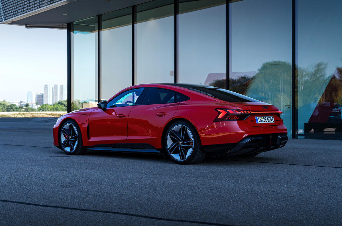 Audi e tron GT static rear 3Q 1 Audi e tron GT static rear 3Q 1
