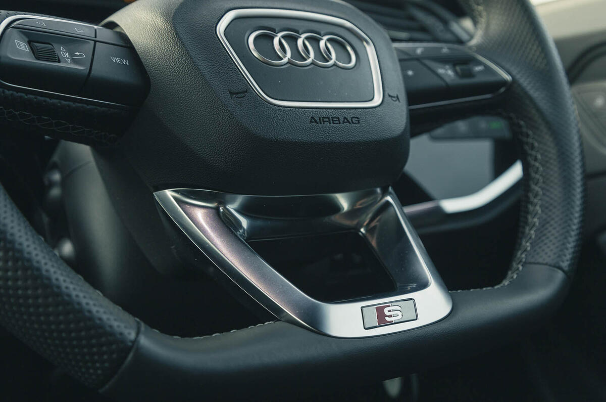 Audi Q3 45 TFSIe wheel