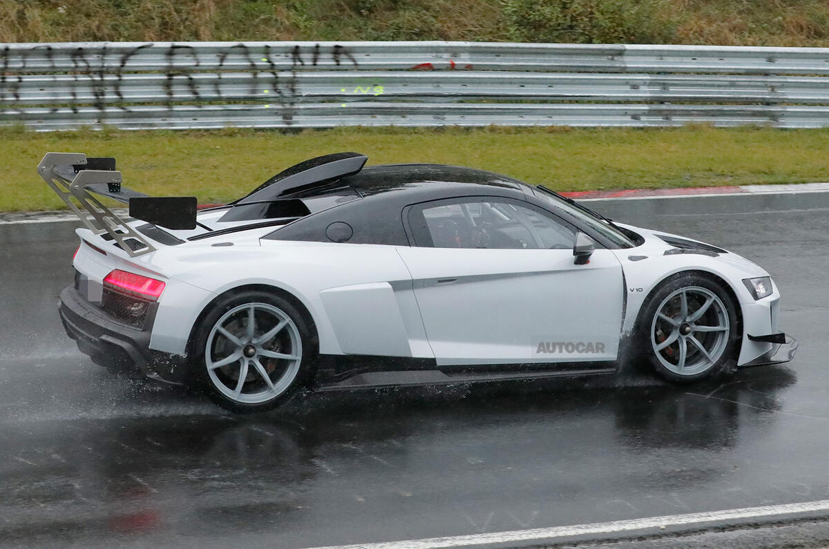Audi R8 GT3 side right