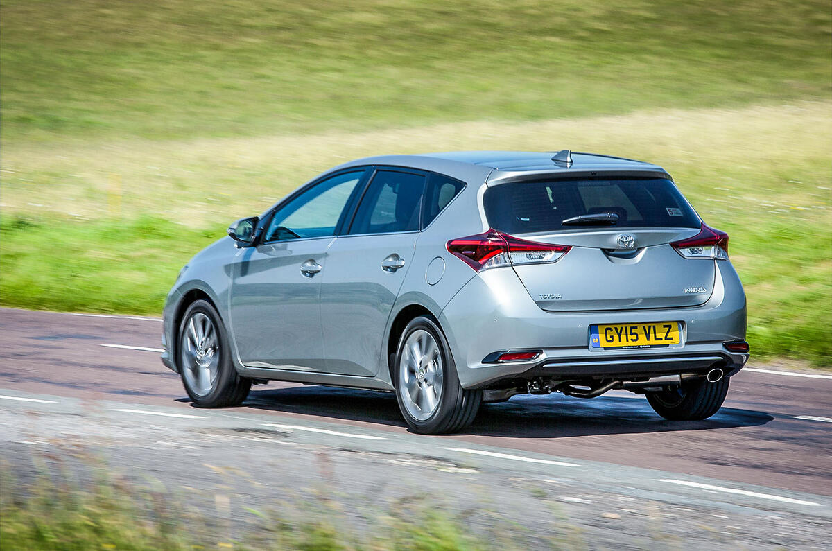 2015 Toyota Auris 1.2 Turbo 5dr manual review review Autocar