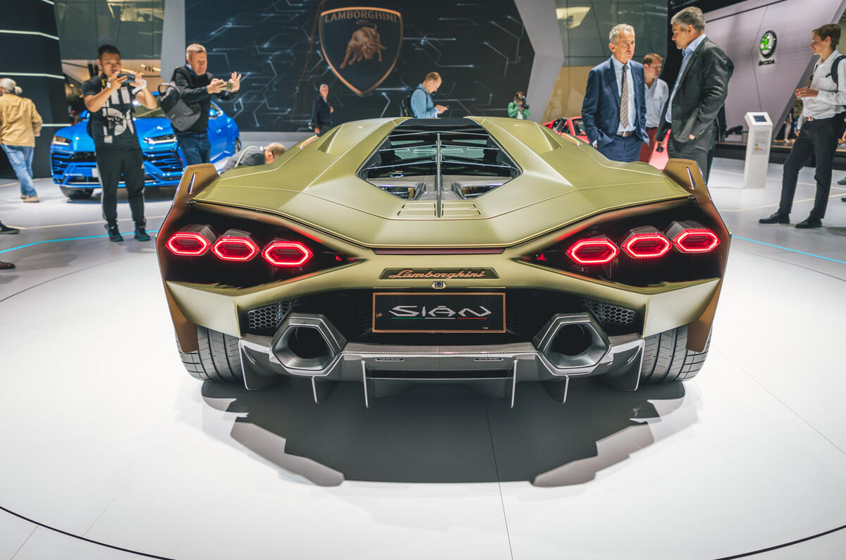 Lamborghini Sian Doesn T Preview Aventador Says Design
