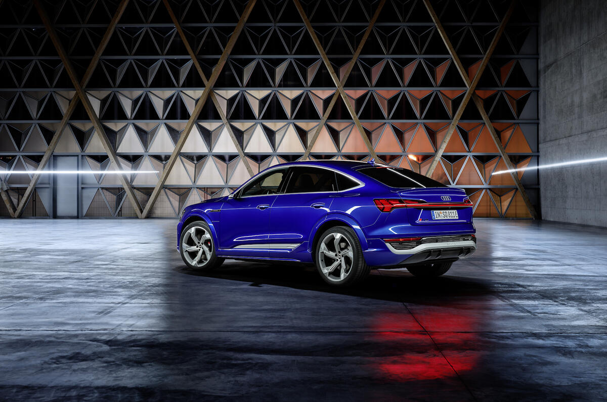 From every angle, and in every enviroment, the Audi SQ8 e-tron has been styled to turn heads