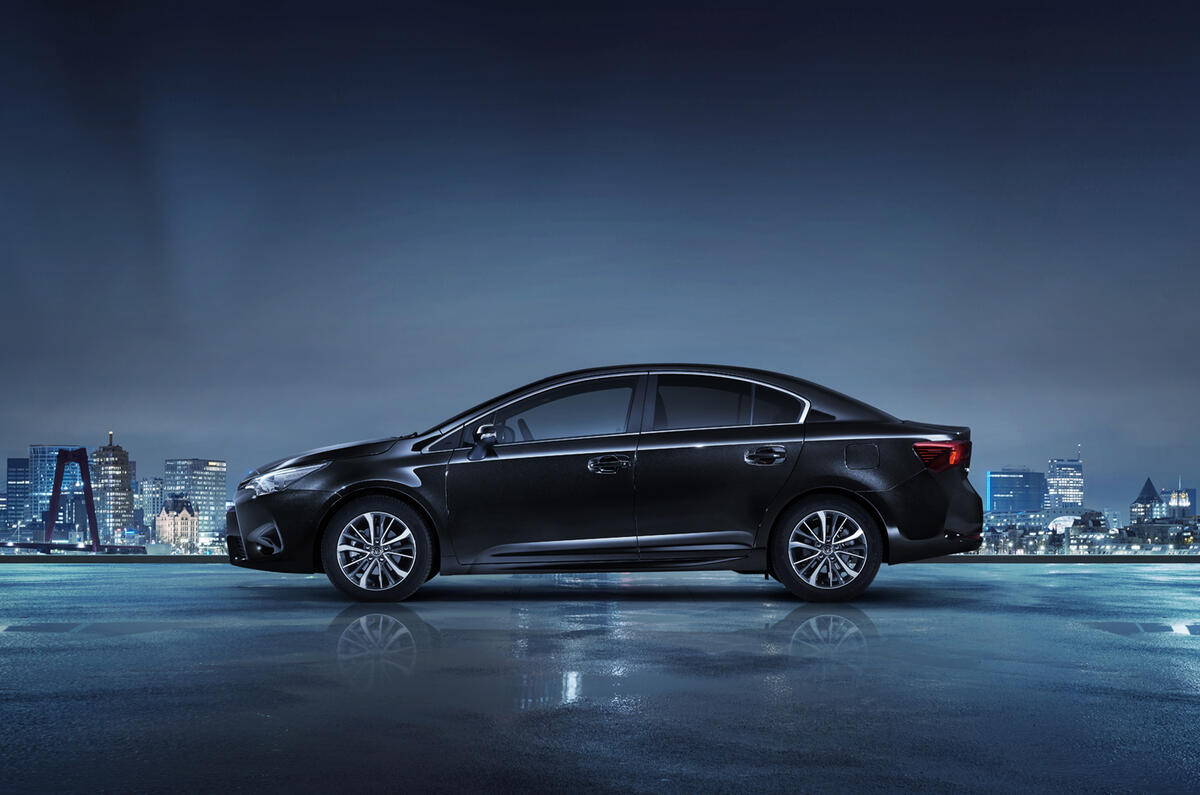 2015 Toyota Avensis Facelift New Engines Specs And Gallery