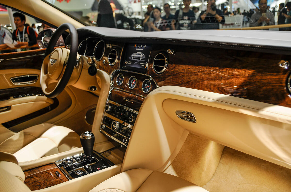 Bentley Mulsanne First Edition Makes World Debut In Beijing