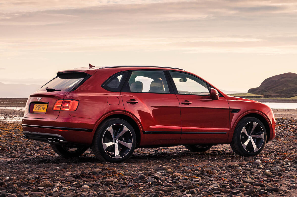 Bentley Bentayga V8 Revealed With 542bhp 4 0 Litre Petrol Engine