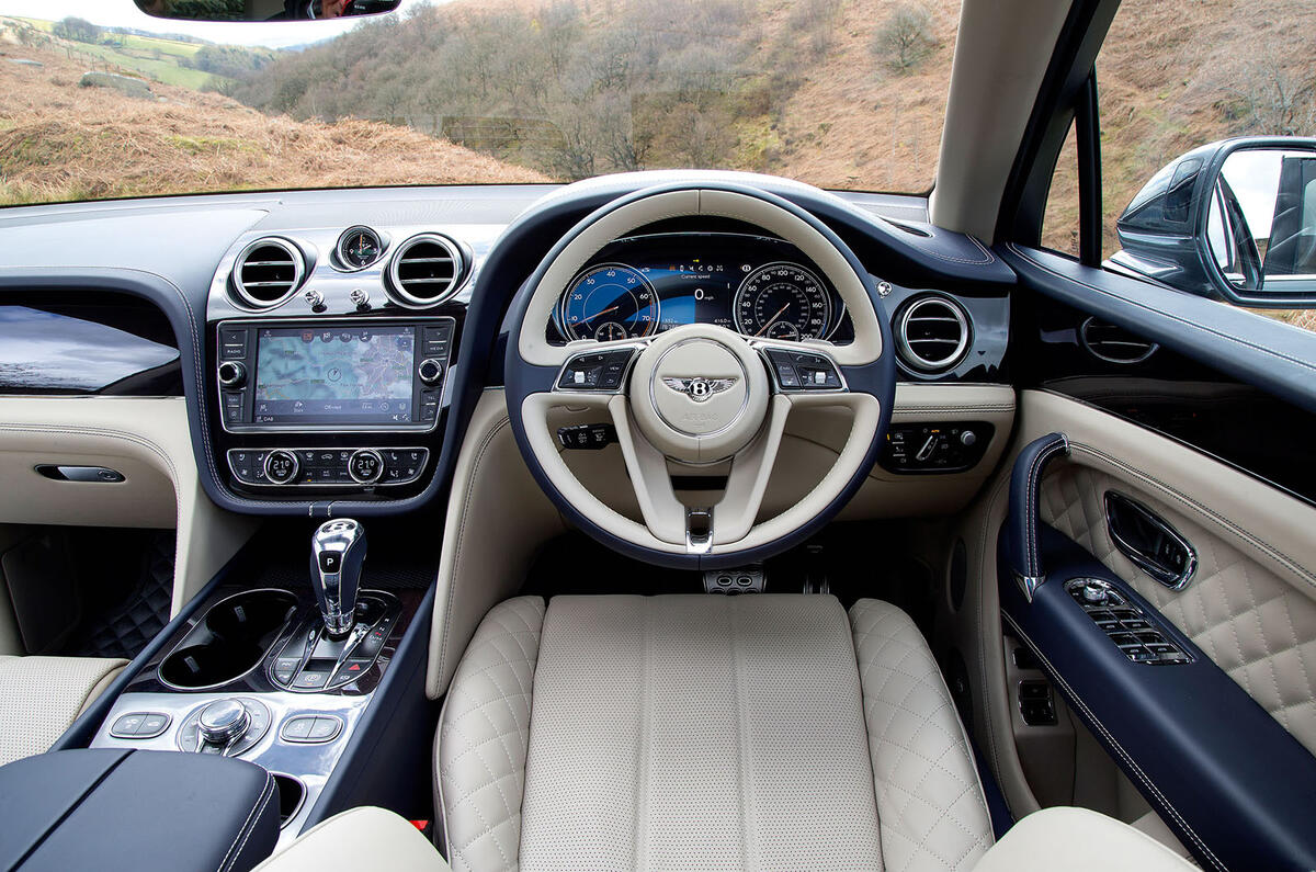 Before You Buy A Luxury Suv See This About The Bentayga Range - 9g85a8v
