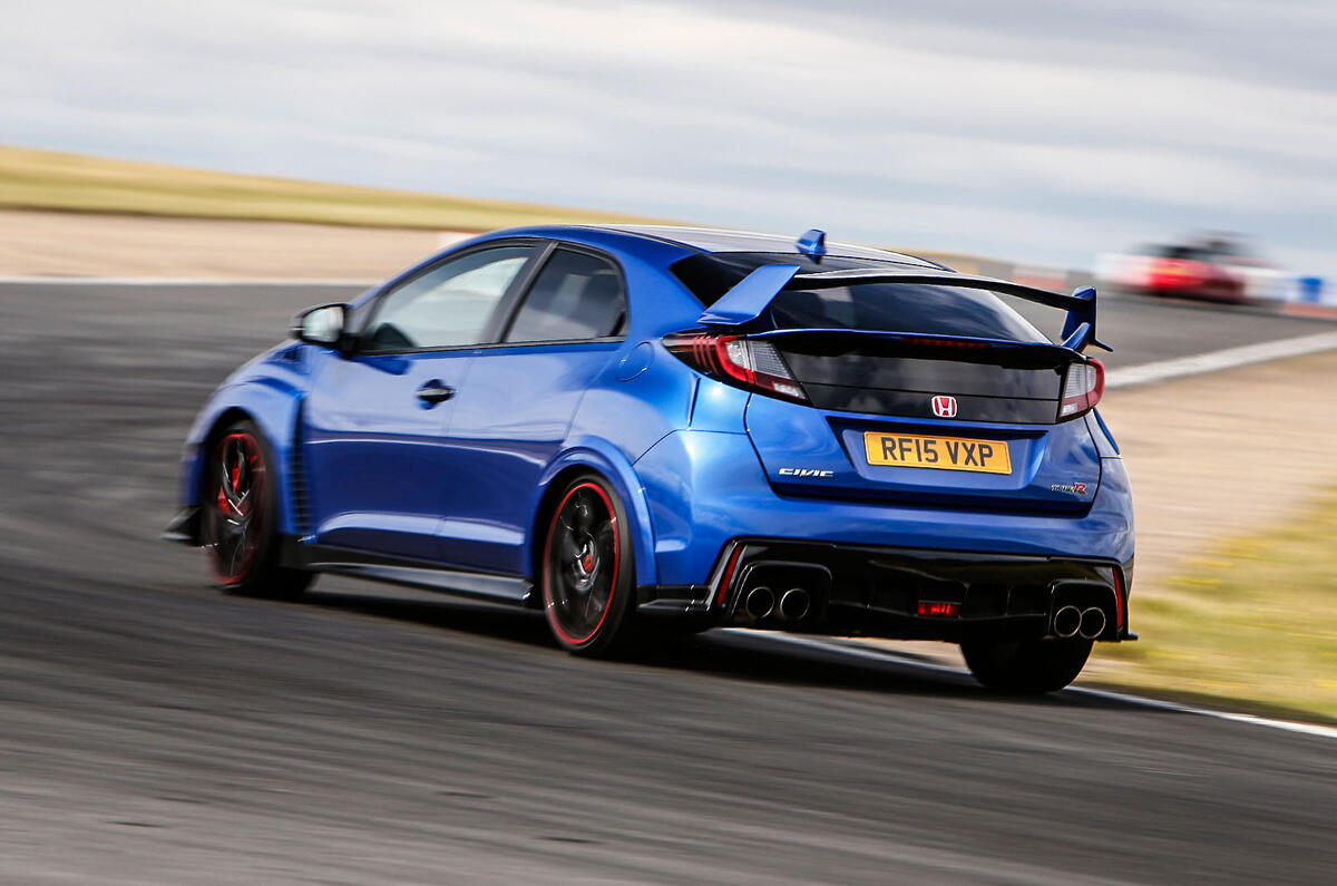 Everyday handling heroes - Honda Civic Type R versus Ford Focus ST-2 | Autocar Everyday handling heroes - Honda Civic Type R versus Ford Focus ST-2 | Autocar