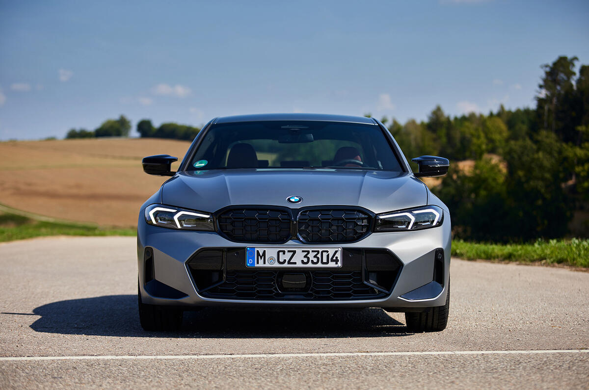 bmw 3 series 19 avant statique