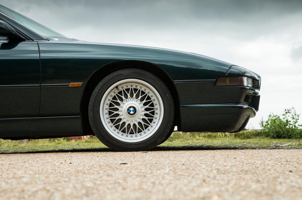 BMW 8 Series E31