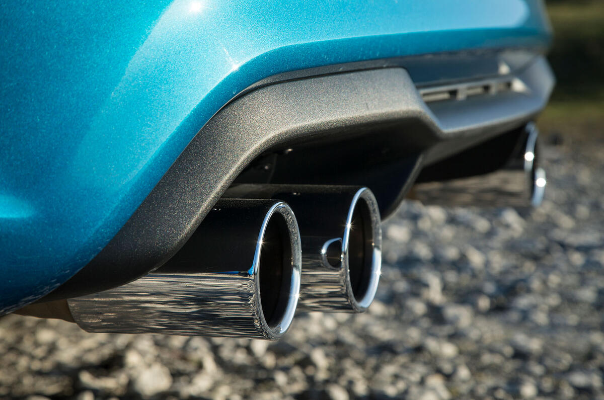 BMW M2 exhausts