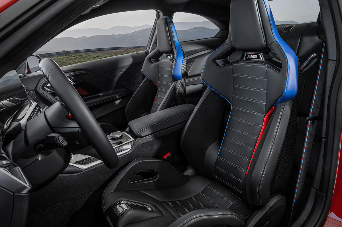 BMW M2 seats