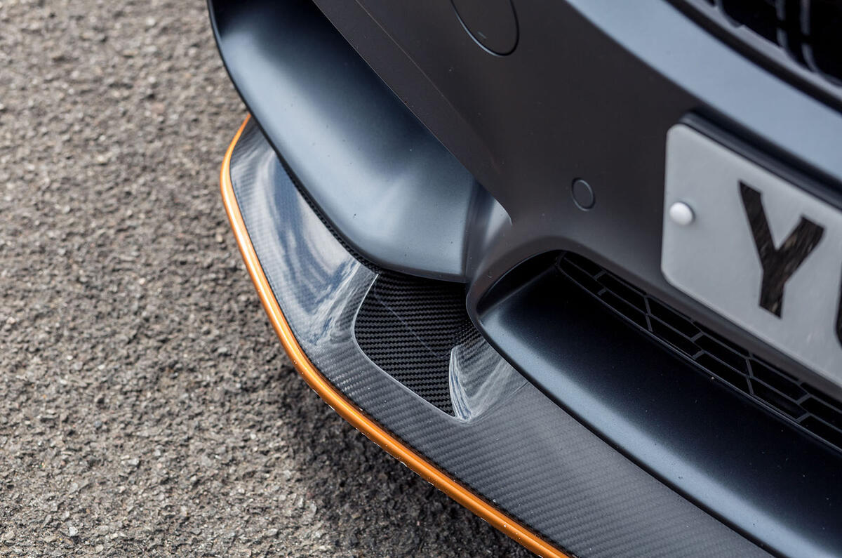 BMW M4 GTS front diffuser