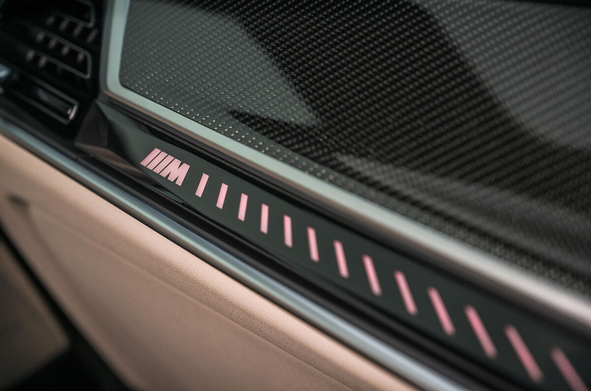 bmw x7 review 2023 10 trim