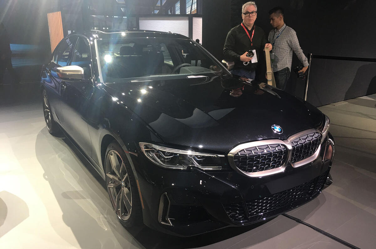 Bmw M340i Xdrive Officially Unveiled At La With 369bhp