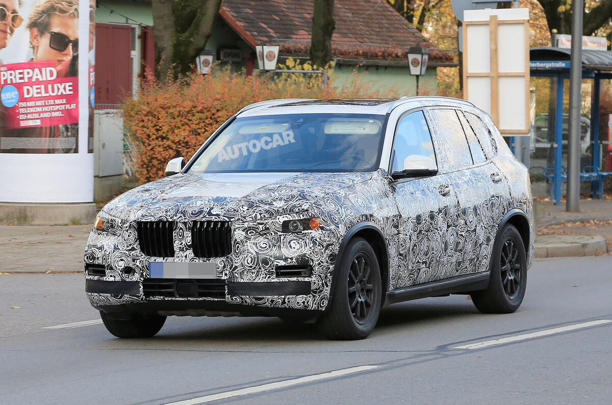 2018 BMW X5 spotted in new bodywork
