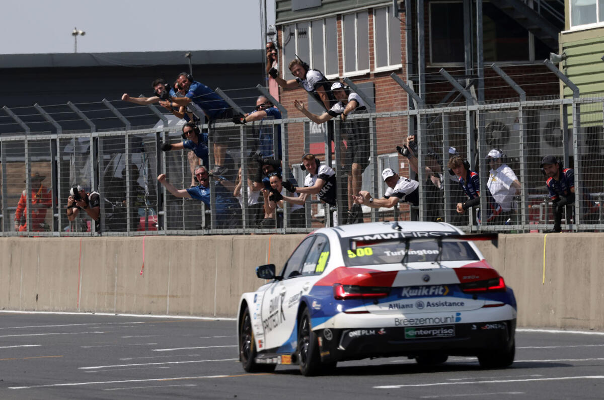 پرچم BTCC Snetterton 2022 ترکینگتون