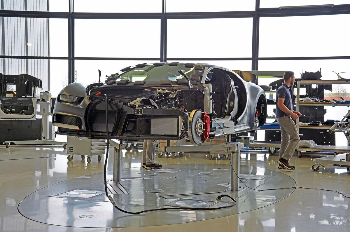 How to build a Bugatti Chiron Autocar