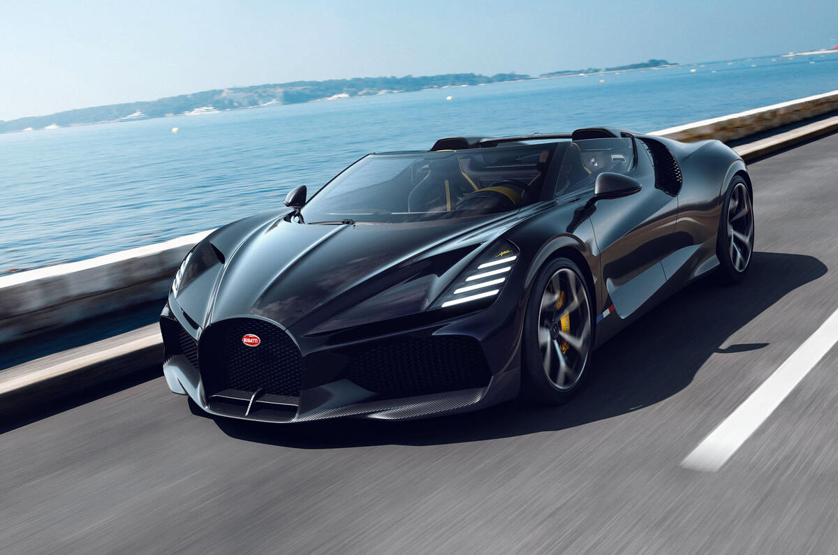 رانندگی جلوی رودستر بوگاتی میسترال