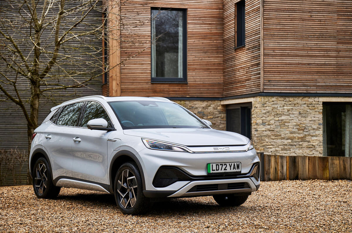 byd atto 3 2023 interior details 57 static