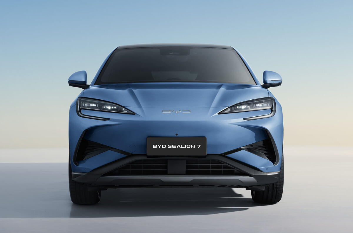 byd_sealion_07_front.jpg