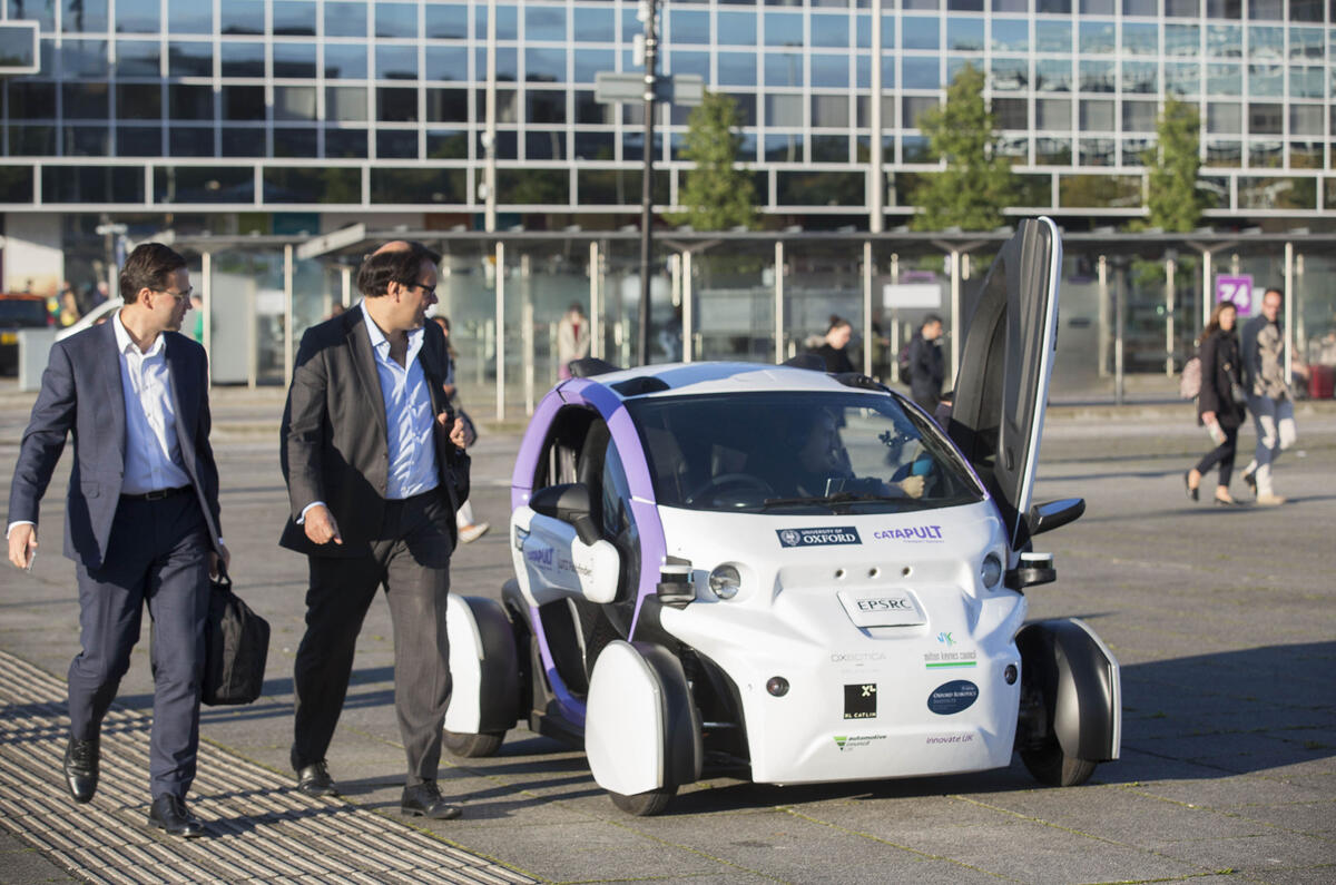 Driverless car trial takes place in the UK