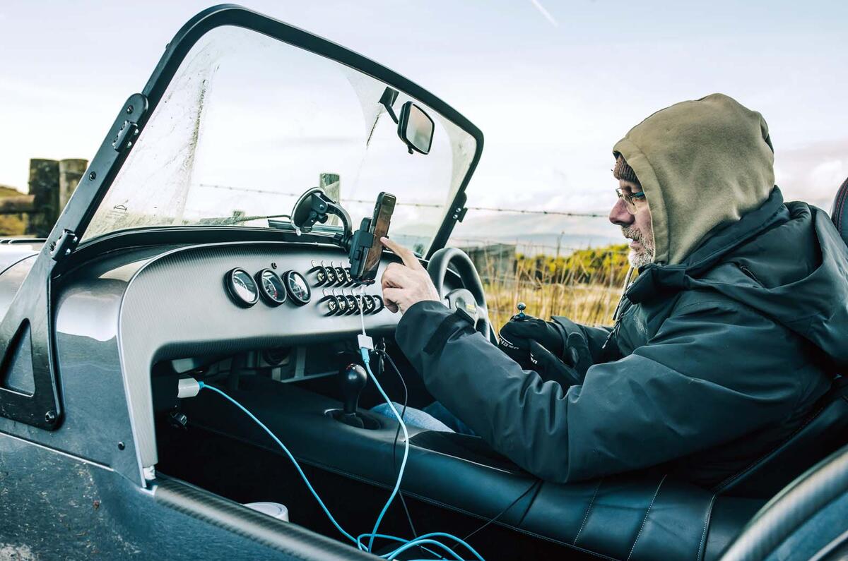 caterham low flying jh 54