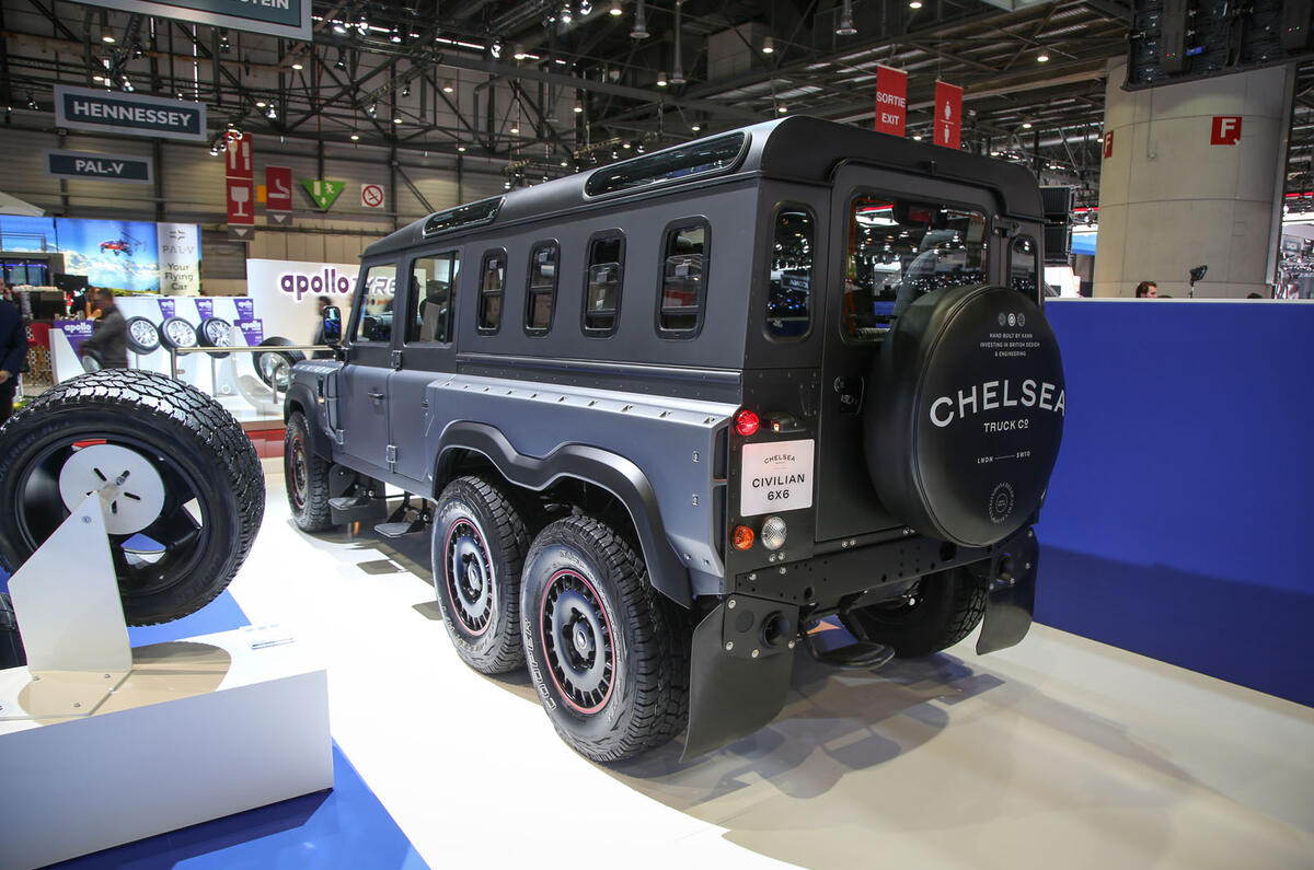 Chelsea Truck Company 6X6 Civilian Carrier launches | Autocar