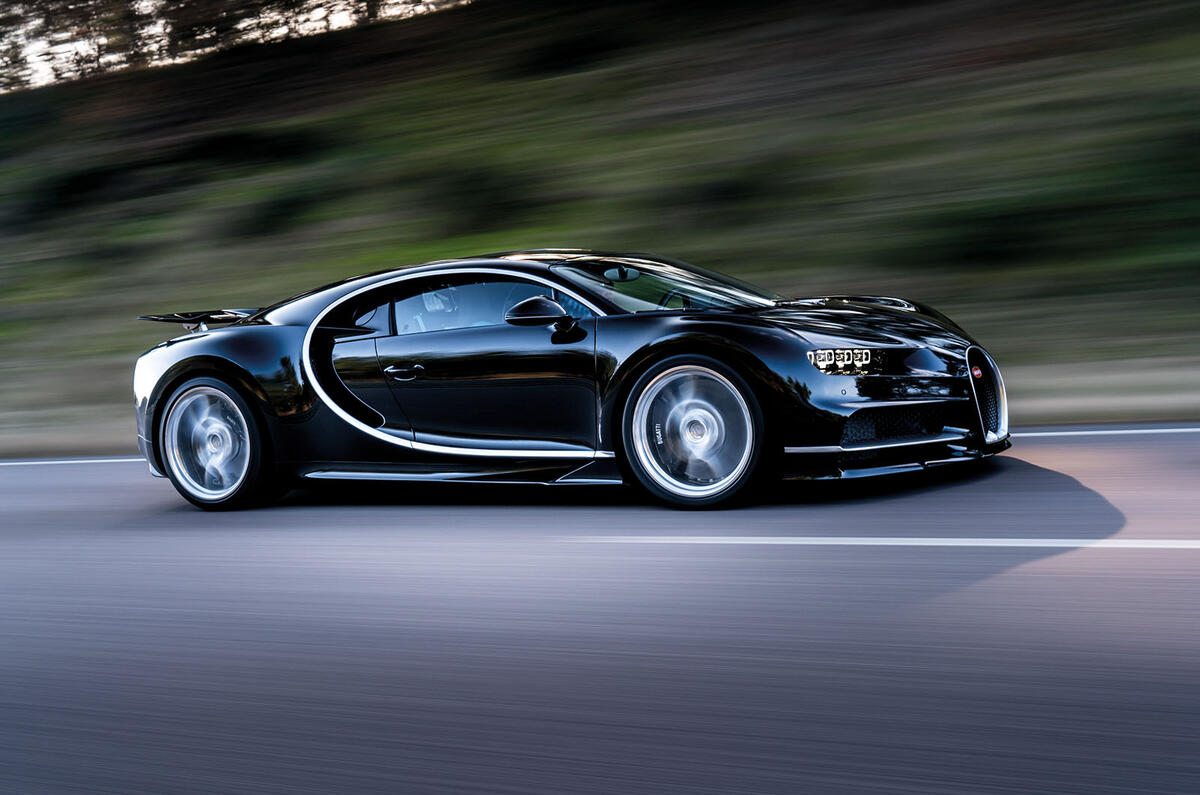 Bugatti chiron расход