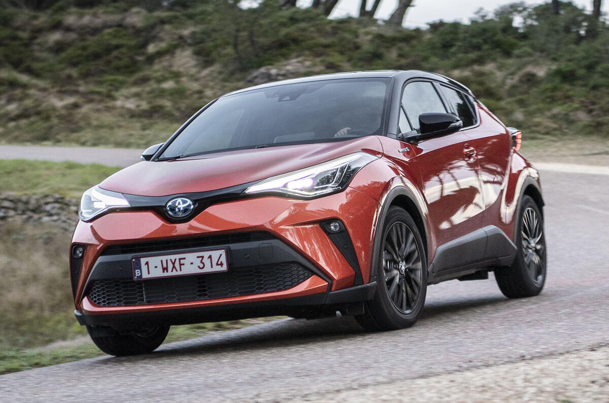 Toyota C Hr 20 Vvt I Hybrid 2019 Review Autocar