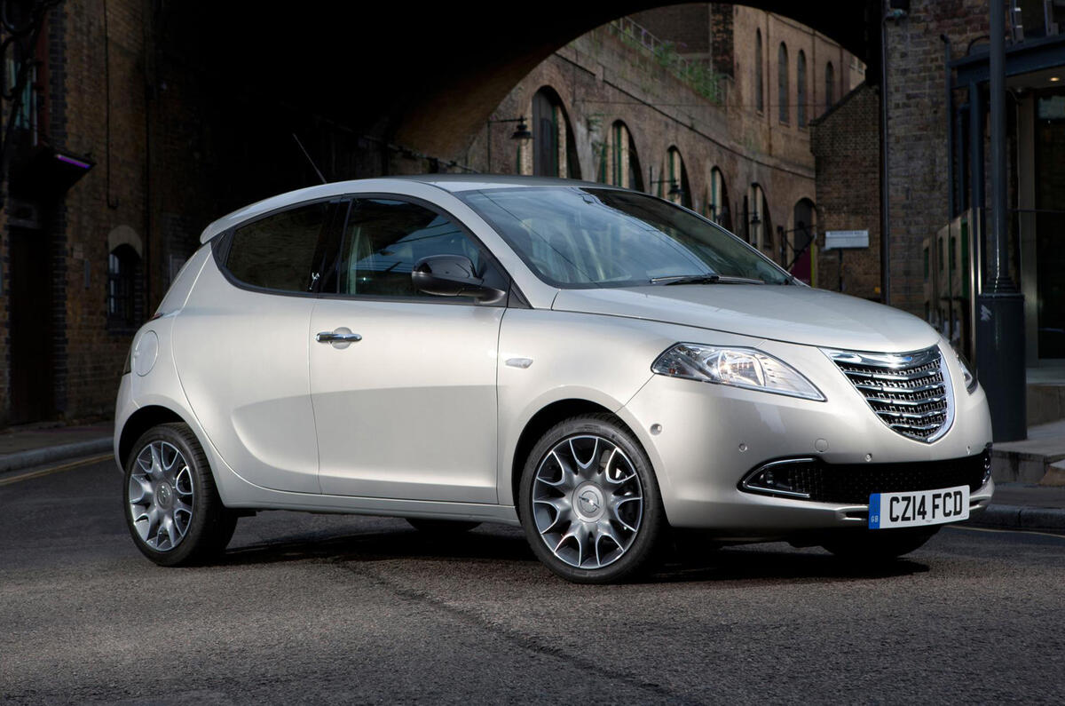 Chrysler To Exit Uk In 2017 Autocar
