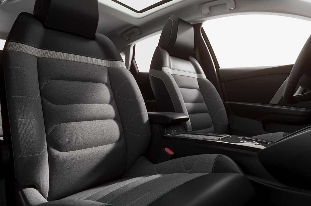 2020 Citroen e-C4 - interior