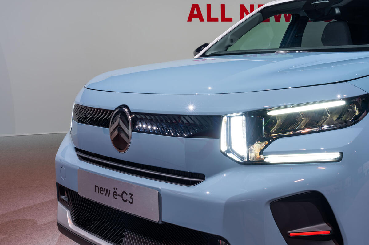 Citroen e C3 2024 headlight