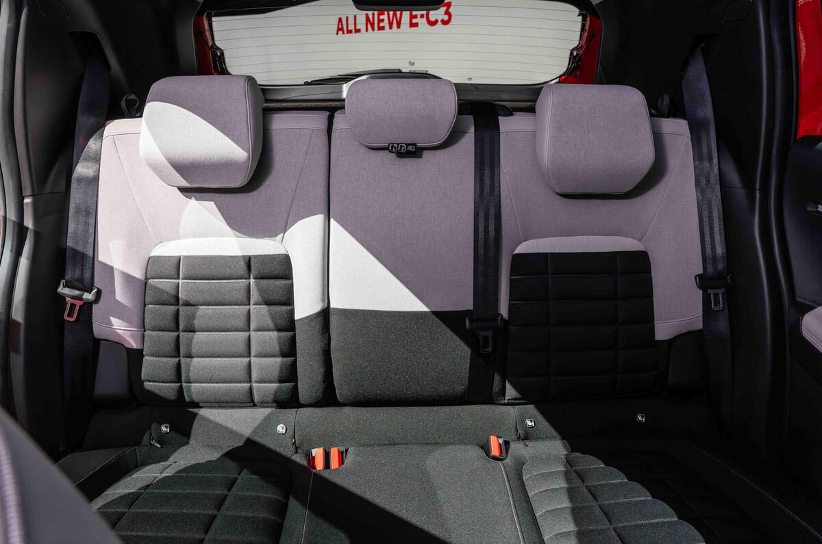 Citroen e C3 2024 rear seats