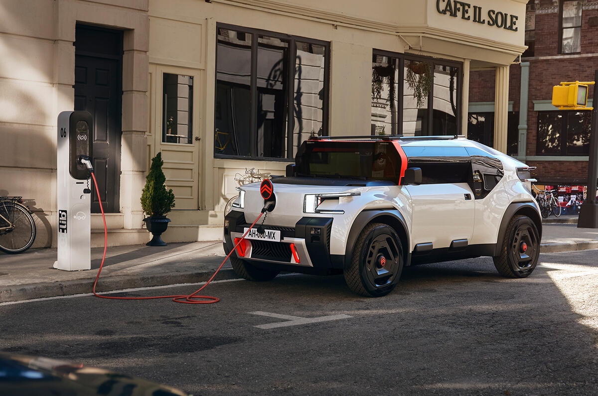 Citroen Oli 2022 front quarter charging