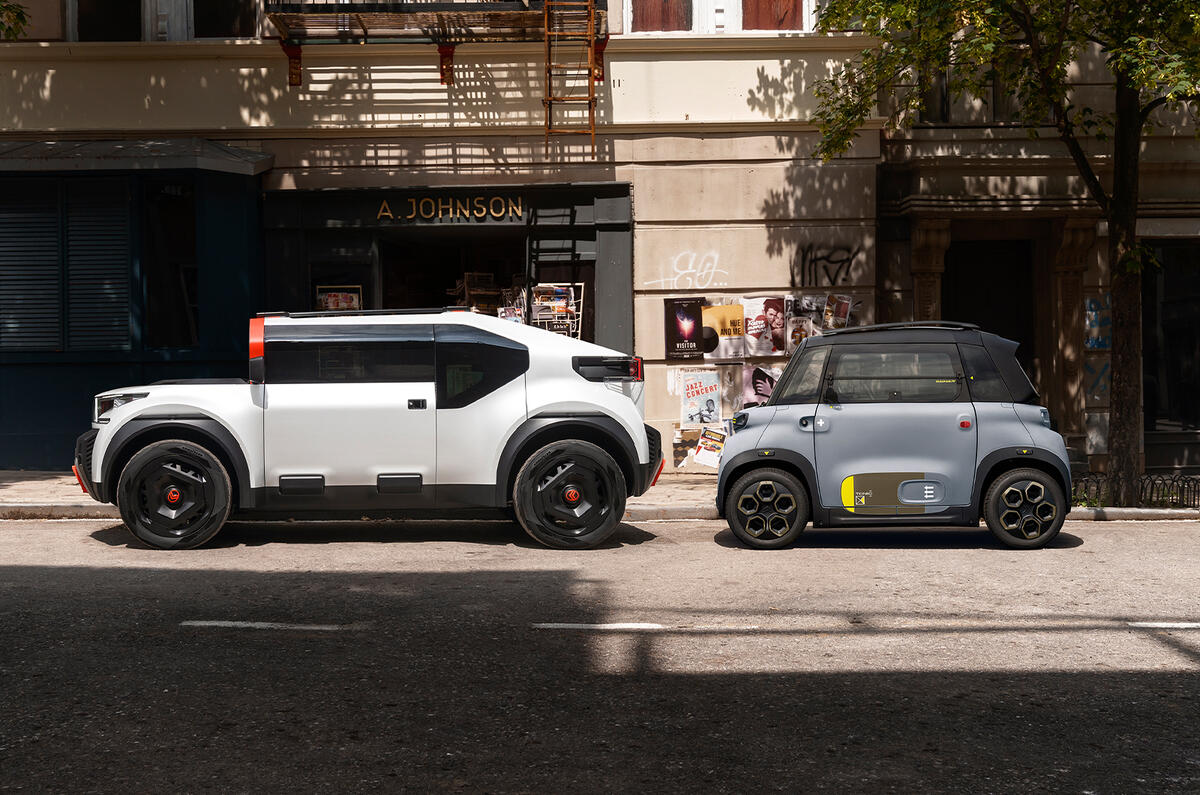 Citroen Oli 2022 with Citroen Ami 2022 side static