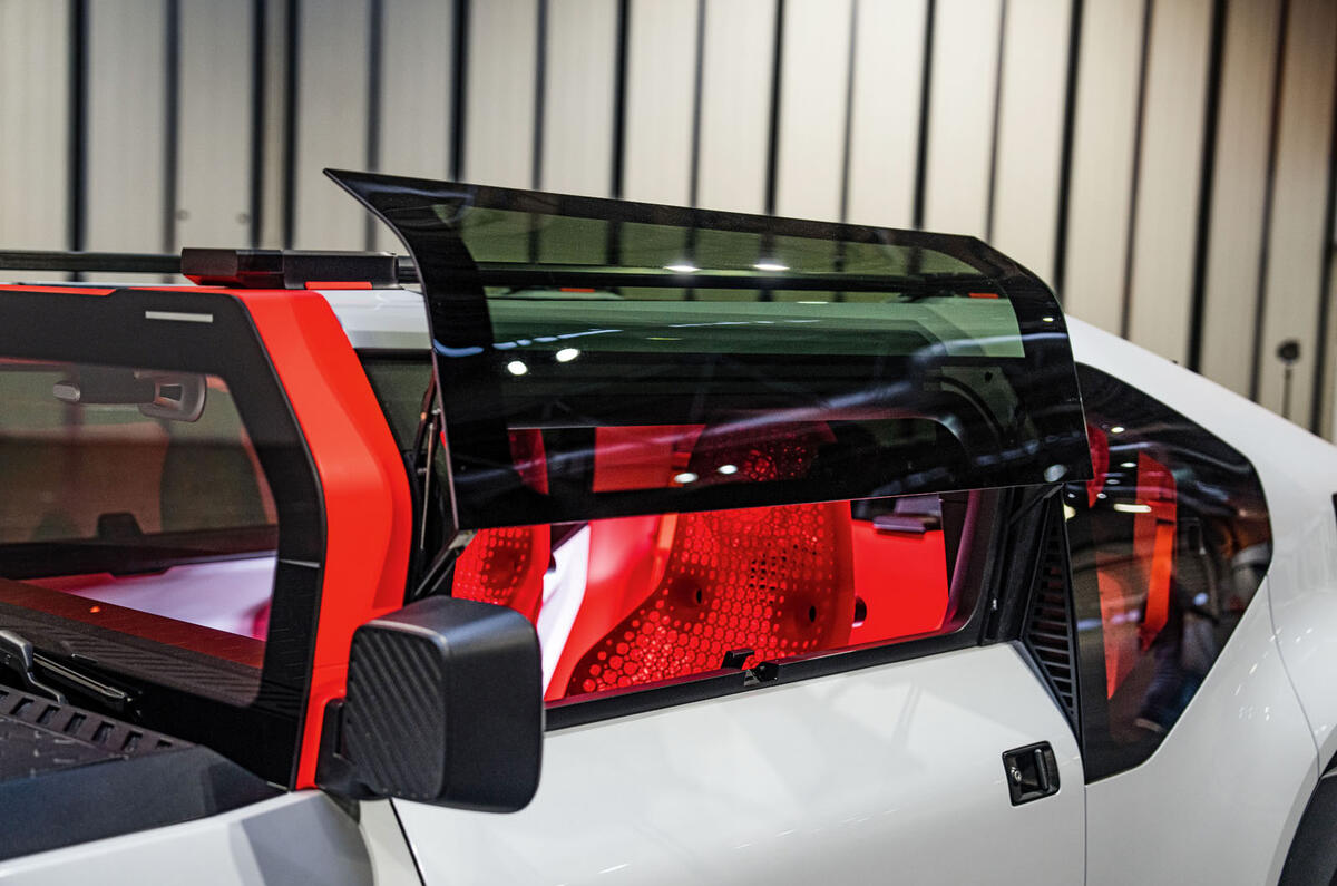 Citroen Oli prototype drive detail window