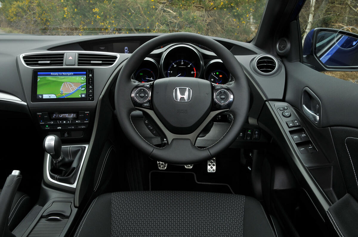 White Honda Civic >> 2015 Honda Civic 1.6 i-DTEC Sport Navi UK review review ... White Honda Civic >> 2015 Honda Civic 1.6 i-DTEC Sport Navi UK review review ...