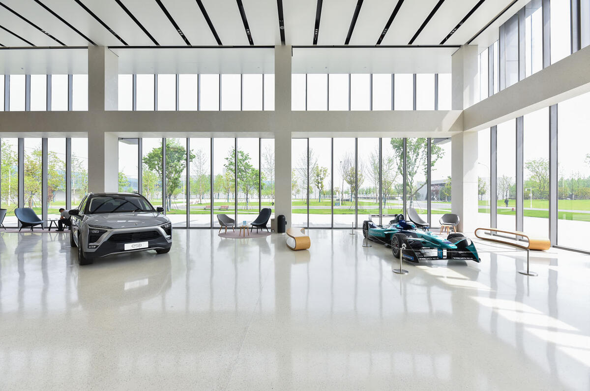 Nio EP9 and ES8