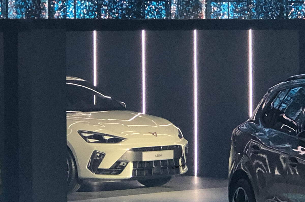 Avance del lavado de cara del Cupra León 2024